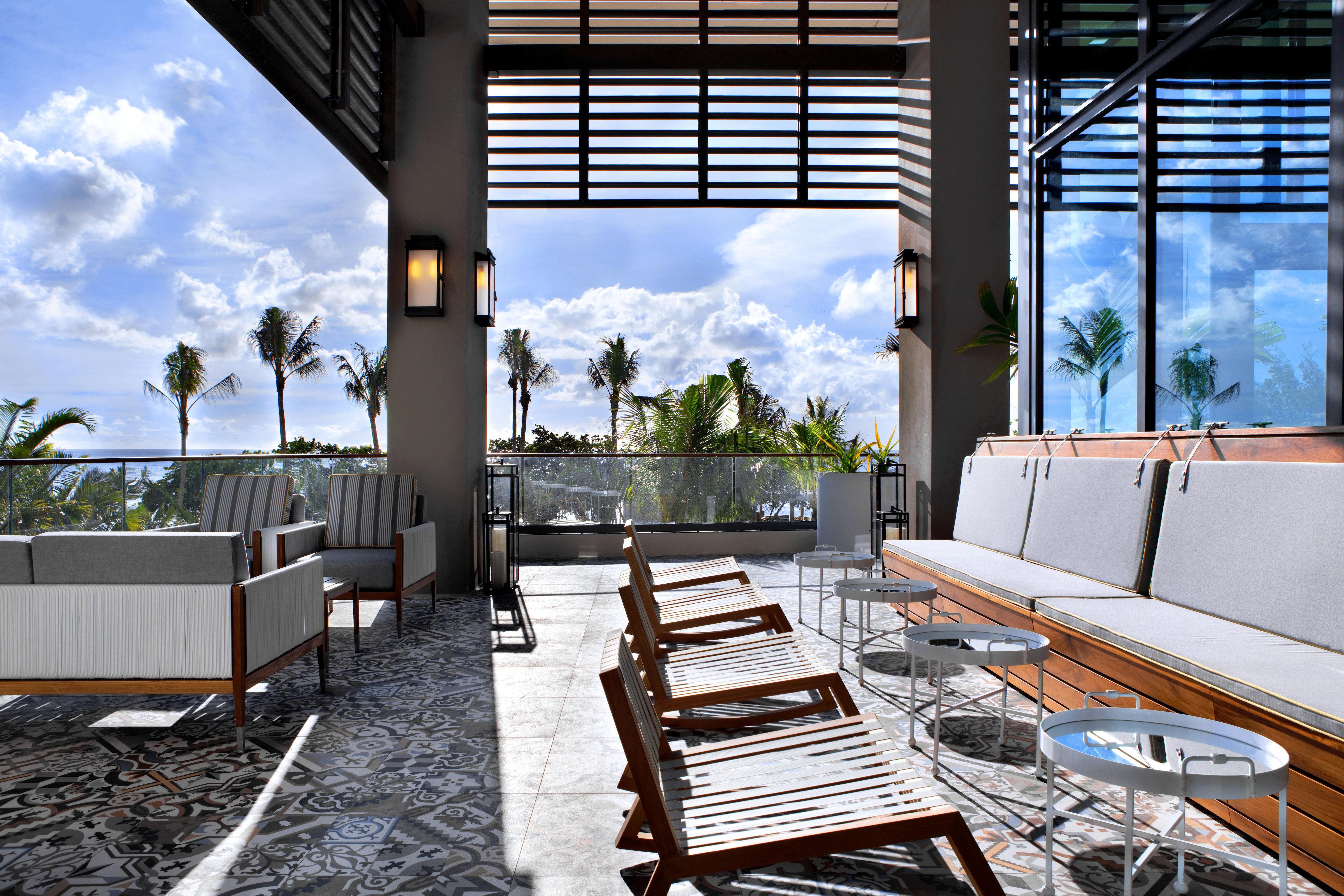 Kimpton Seafire Resort + Spa By Ihg West Bay Esterno foto