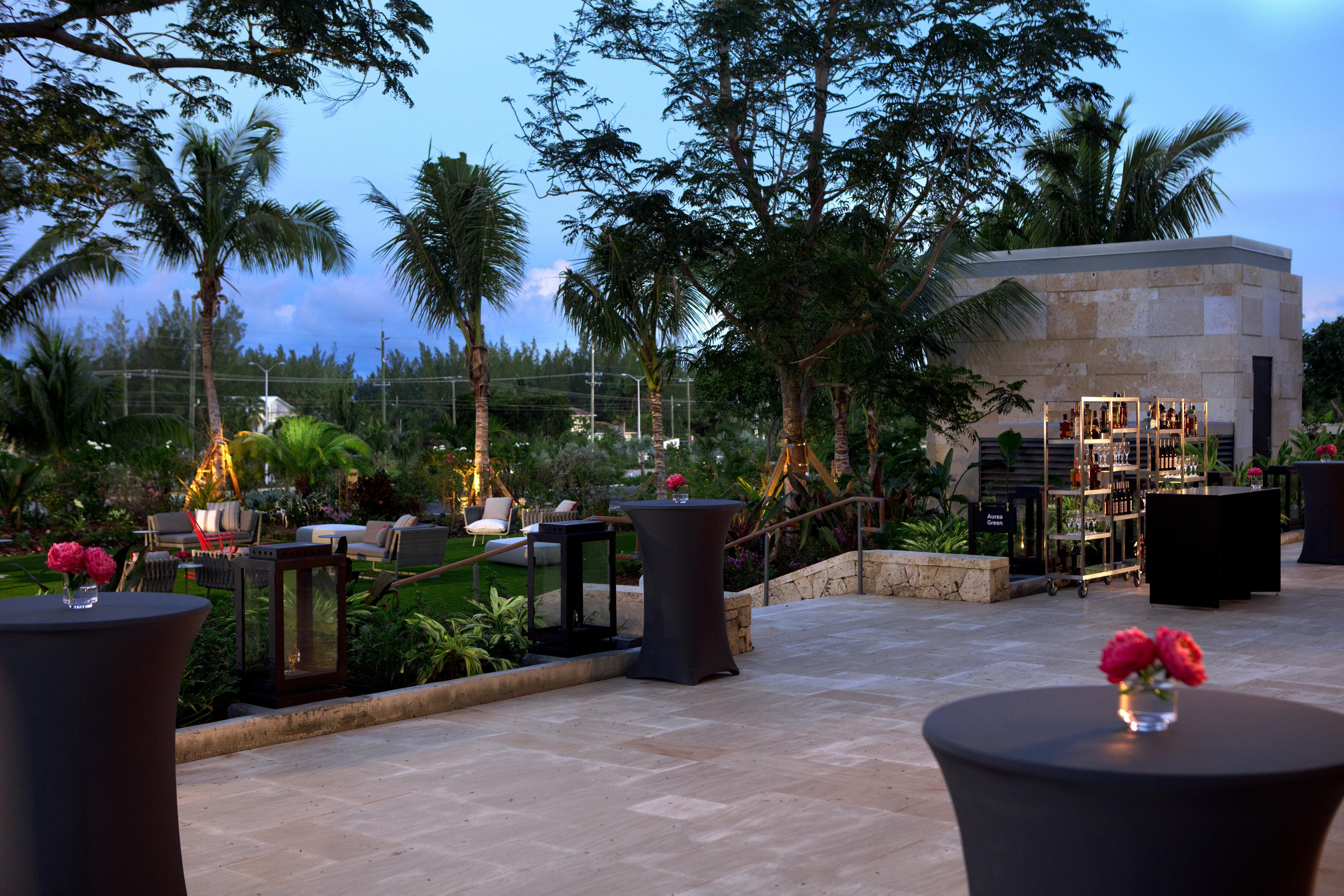 Kimpton Seafire Resort + Spa By Ihg West Bay Esterno foto