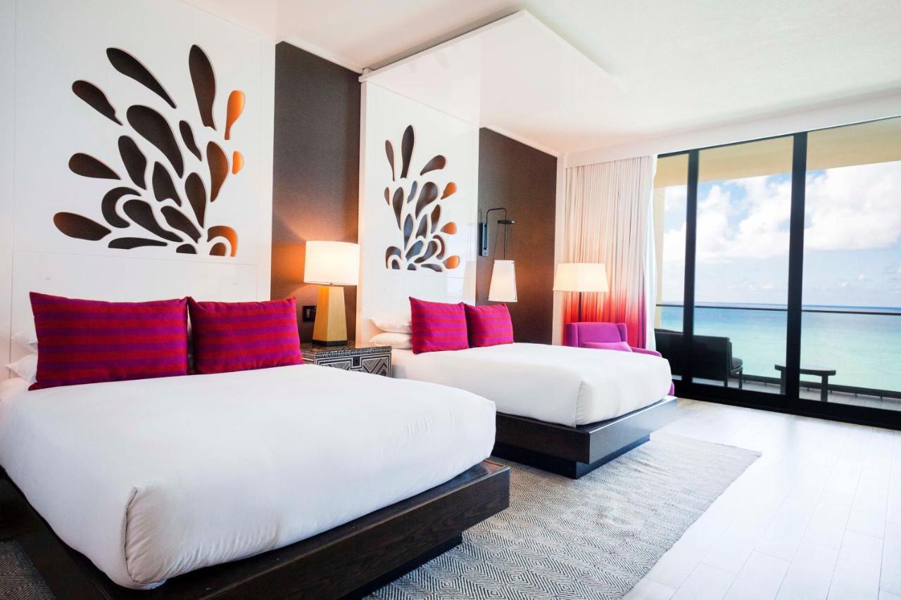 Kimpton Seafire Resort + Spa By Ihg West Bay Esterno foto