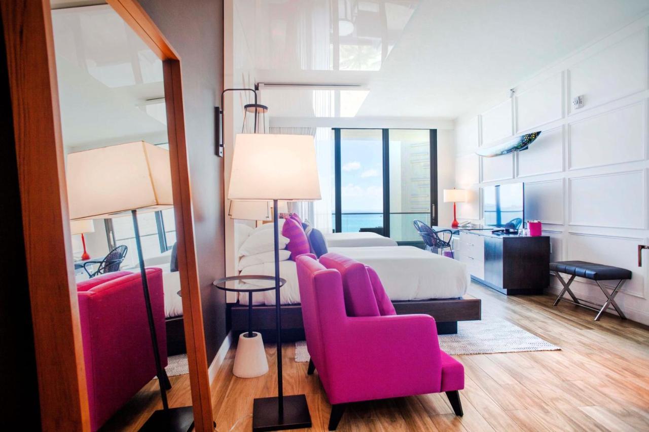 Kimpton Seafire Resort + Spa By Ihg West Bay Esterno foto